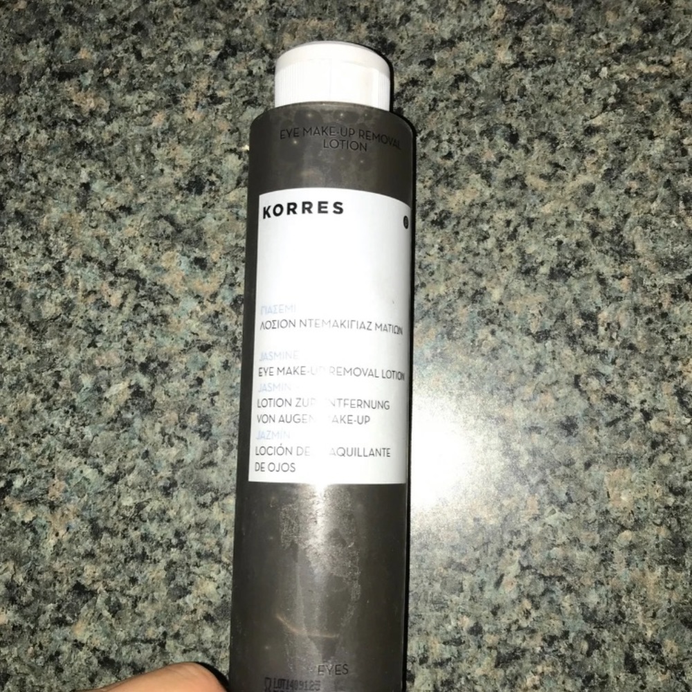 Koress eye makeup remover - very gentle
